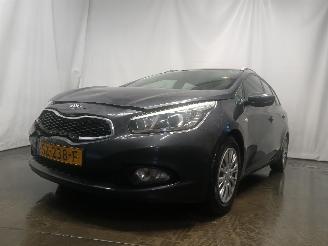 škoda osobní automobily Kia Cee d Cee'd Sportswagon (JDC5) Combi 1.4i CVVT 16V (G4FA) [73kW]  (09-2012/1=
2-2018) 2013/5