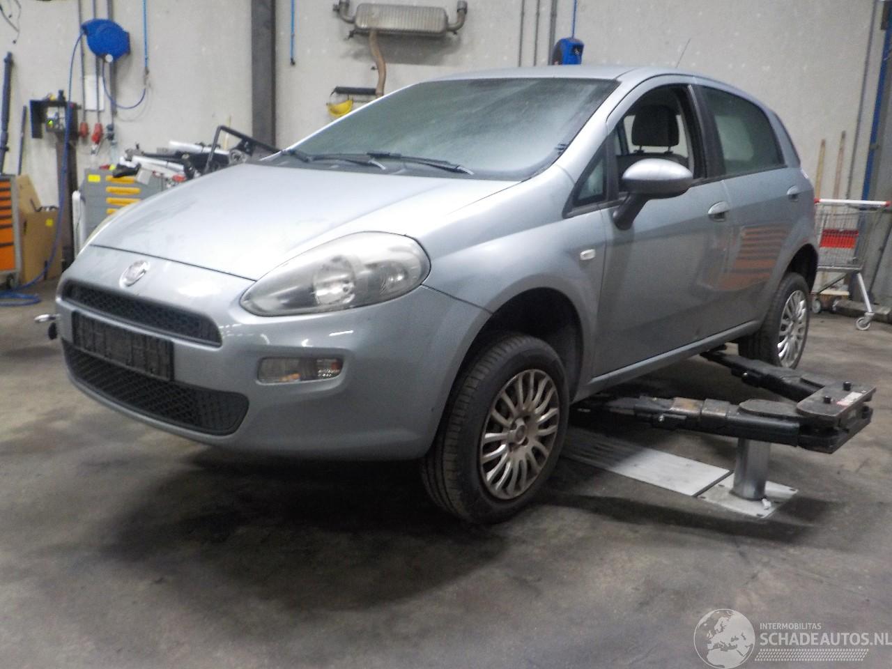 Fiat Punto Punto Evo (199) Hatchback 1.3 JTD Multijet 85 16V (199.B.4000(Euro 5))=
 [62kW]  (10-2009/02-2012)