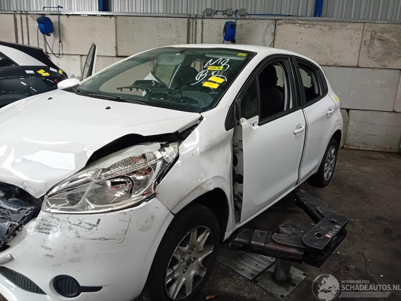 Peugeot 208 208 I (CA/CC/CK/CL) Hatchback 1.4 HDi (DV4C(8HP)) [50kW]  (03-2012/12-=
2019)