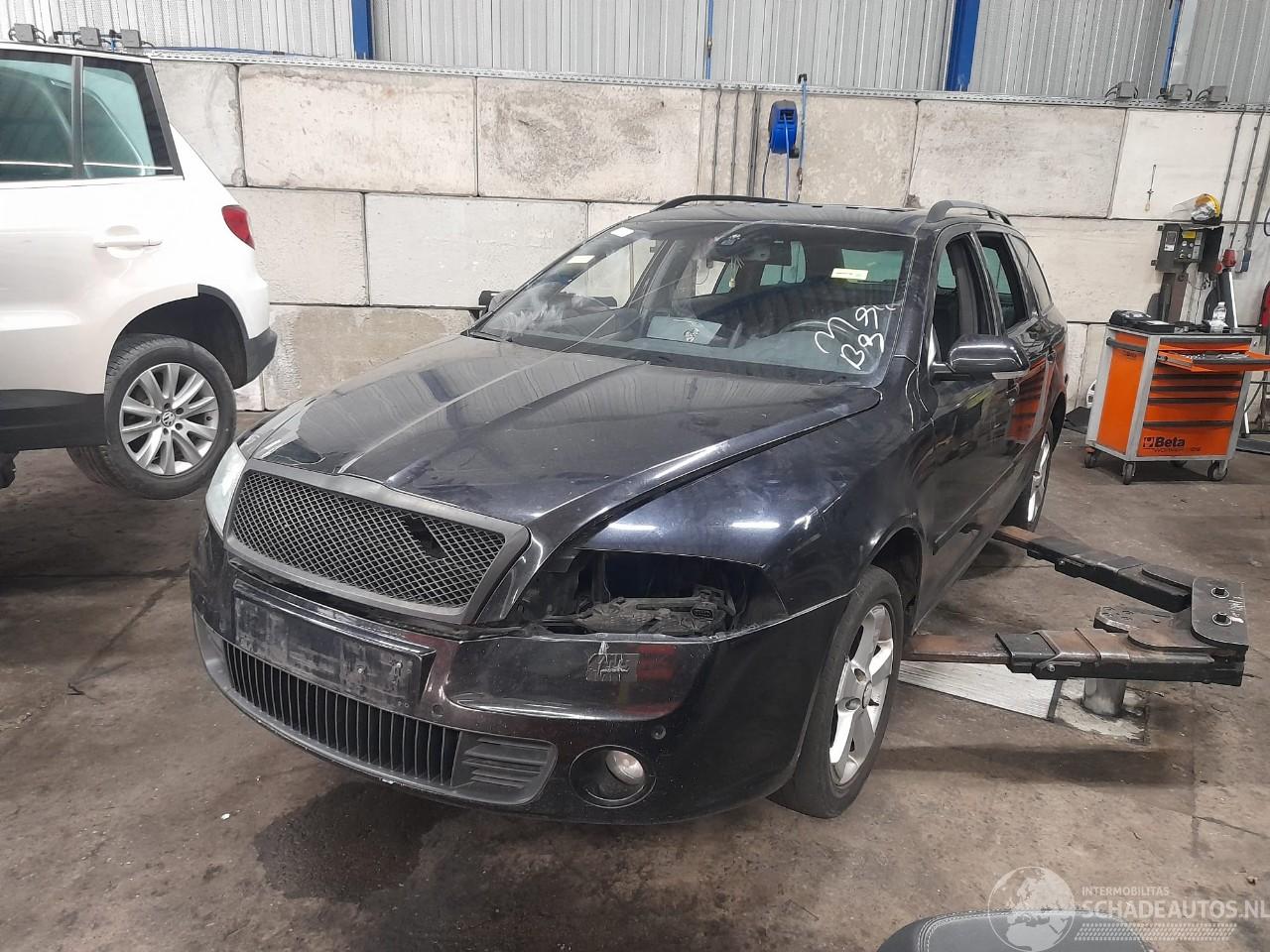 Skoda Octavia Octavia Combi (1Z5) Combi 5-drs 2.0 Turbo FSI 16V RS (BWA) [147kW]  (1=
0-2005/02-2013)