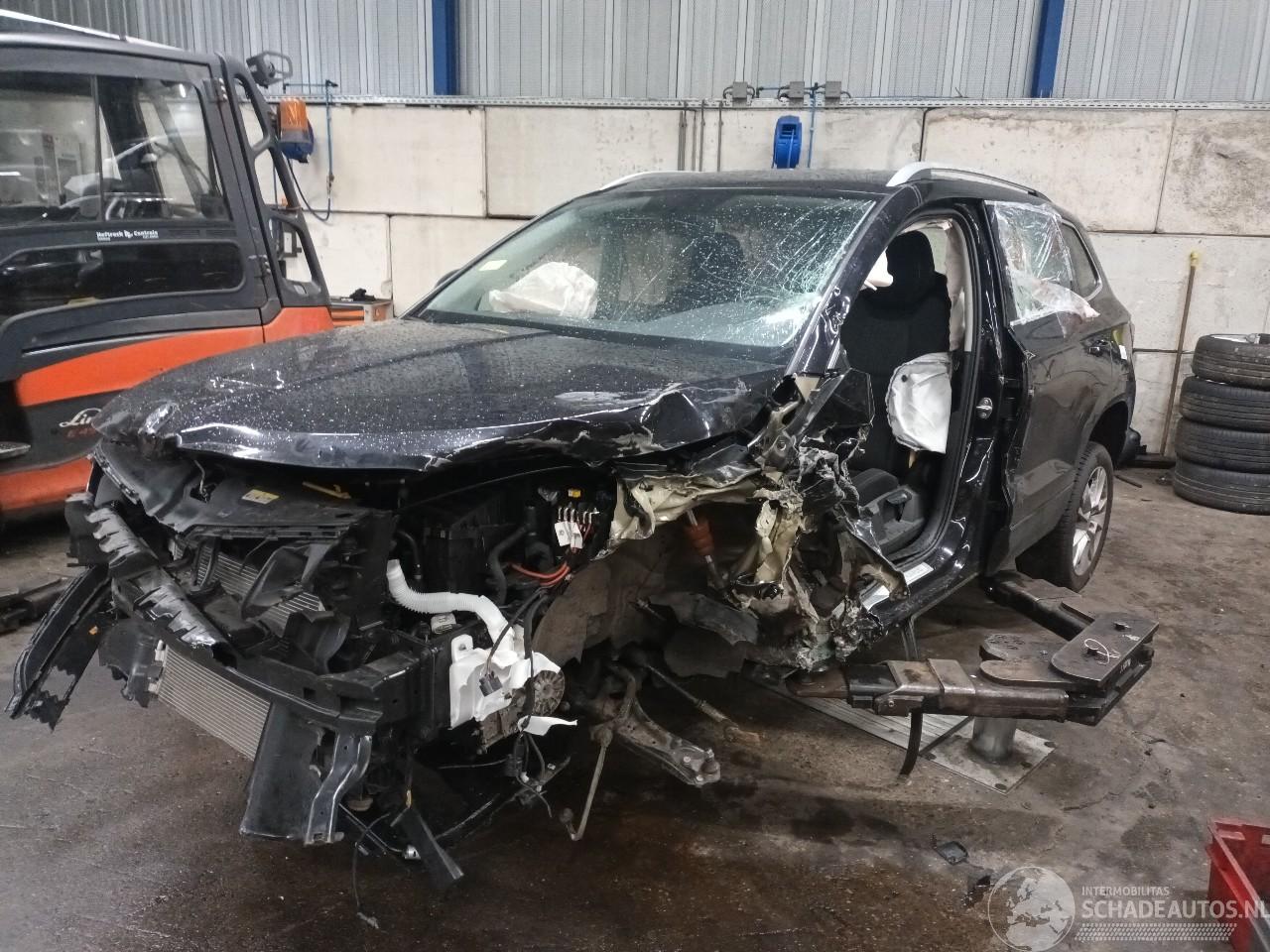 Skoda Karoq Karoq SUV 1.5 TSI 16V (DADA) [110kW]  (07-2017/...)