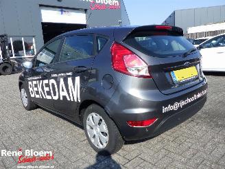 Ford Fiesta 1.5 TDCI Style 95pk Airco picture 2