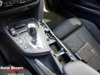 BMW 3-serie 318i Luxury 136pk picture 16
