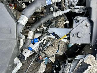 Hyundai Ioniq Comfort EV 120pk aut + f1 flippers - nap - 2x laadkabels - navi - camera - front + line assist - keyless entry + start picture 11