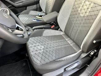 Volkswagen Taigo 1.0 TSI 116pk aut + F1 R-line - pano - virtual - front + line + side assist - navi - camera - sfeerverl - 3x r-line picture 45