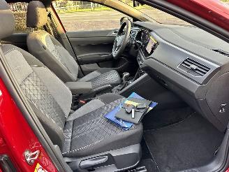 Volkswagen Taigo 1.0 TSI 116pk aut + F1 R-line - pano - virtual - front + line + side assist - navi - camera - sfeerverl - 3x r-line picture 28