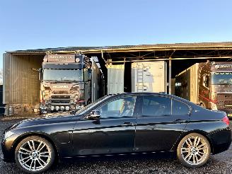 Avarii autoturisme BMW 3-serie 330e 245pk 8-traps aut + f1 high exe - 112dkm nap - harman  - stuur + stoelverw v+a - 360cam - head up - elektr rollo 2016/2
