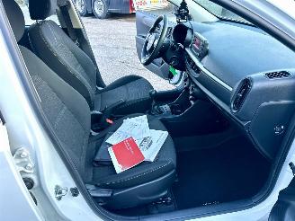 Kia Picanto 1.0 MPi 67pk ComfortLine 5drs - nap - airco - btw - aux - usb - esp - elektr ramen - stuurbed - lichtsensor picture 44
