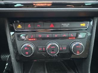 Seat Leon ST 1.5 TSI 150pk 7-traps aut + f1 FR - nap - nav - cam - keyless - sfeerverl - virtual - front + line assist picture 41