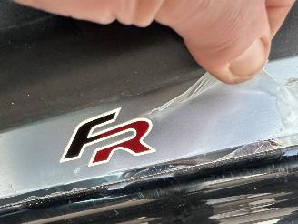 Seat Leon ST 1.5 TSI 150pk 7-traps aut + f1 FR - nap - nav - cam - keyless - sfeerverl - virtual - front + line assist picture 15