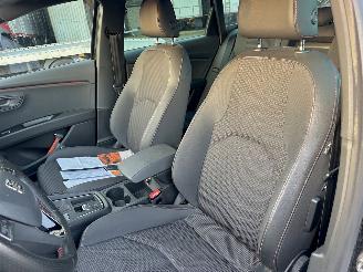 Seat Leon ST 1.5 TSI 150pk 7-traps aut + f1 FR - nap - nav - cam - keyless - sfeerverl - virtual - front + line assist picture 59