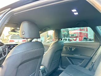 Seat Leon ST 1.5 TSI 150pk 7-traps aut + f1 FR - nap - nav - cam - keyless - sfeerverl - virtual - front + line assist picture 72