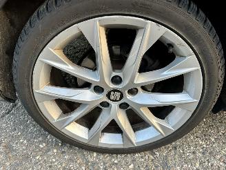 Seat Leon ST 1.5 TSI 150pk 7-traps aut + f1 FR - nap - nav - cam - keyless - sfeerverl - virtual - front + line assist picture 87
