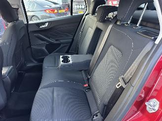 Ford Focus 1.0T EcoBoost 125pk 6-bak Titanium Bus - nap - keyless - front + line assist - trekh - pdc v+a - navi - CarPlay picture 64