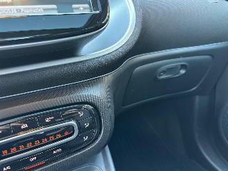 Smart Forfour Gereserveerd 1.0 Turbo 90pk Brabus - pano - nap - navi - pdc - leer - stoelverw - privacy glass - airco - cruise contr picture 43