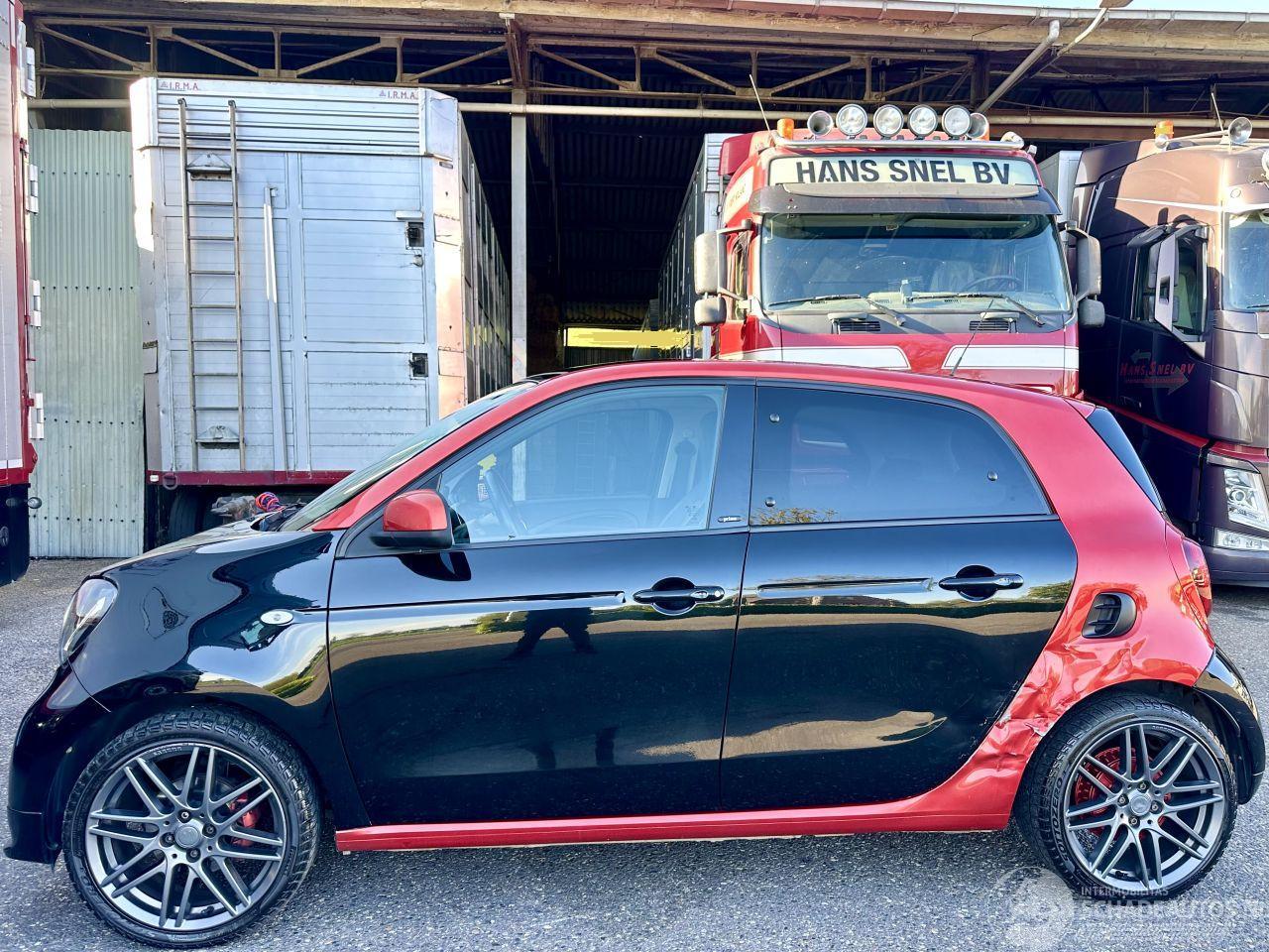 Smart Forfour Gereserveerd 1.0 Turbo 90pk Brabus - pano - nap - navi - pdc - leer - stoelverw - privacy glass - airco - cruise contr