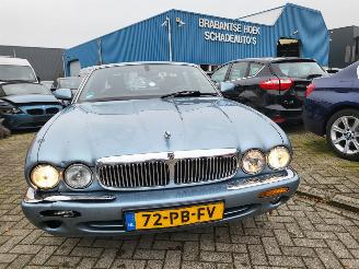 Jaguar Xj-8 4.0  SOVEREIGN   N.A.P  rijdbaar  top jongtimer picture 12