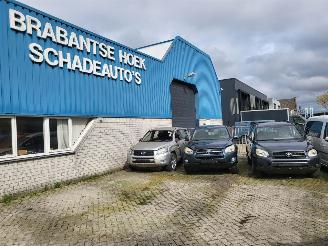 skadebil auto Toyota Rav-4 3X Rav-4 2.2 MET O.A  D-4d D-cat 4x4 130 Kw 1 e eigen 55000 km EXECUTIVE 2010/3