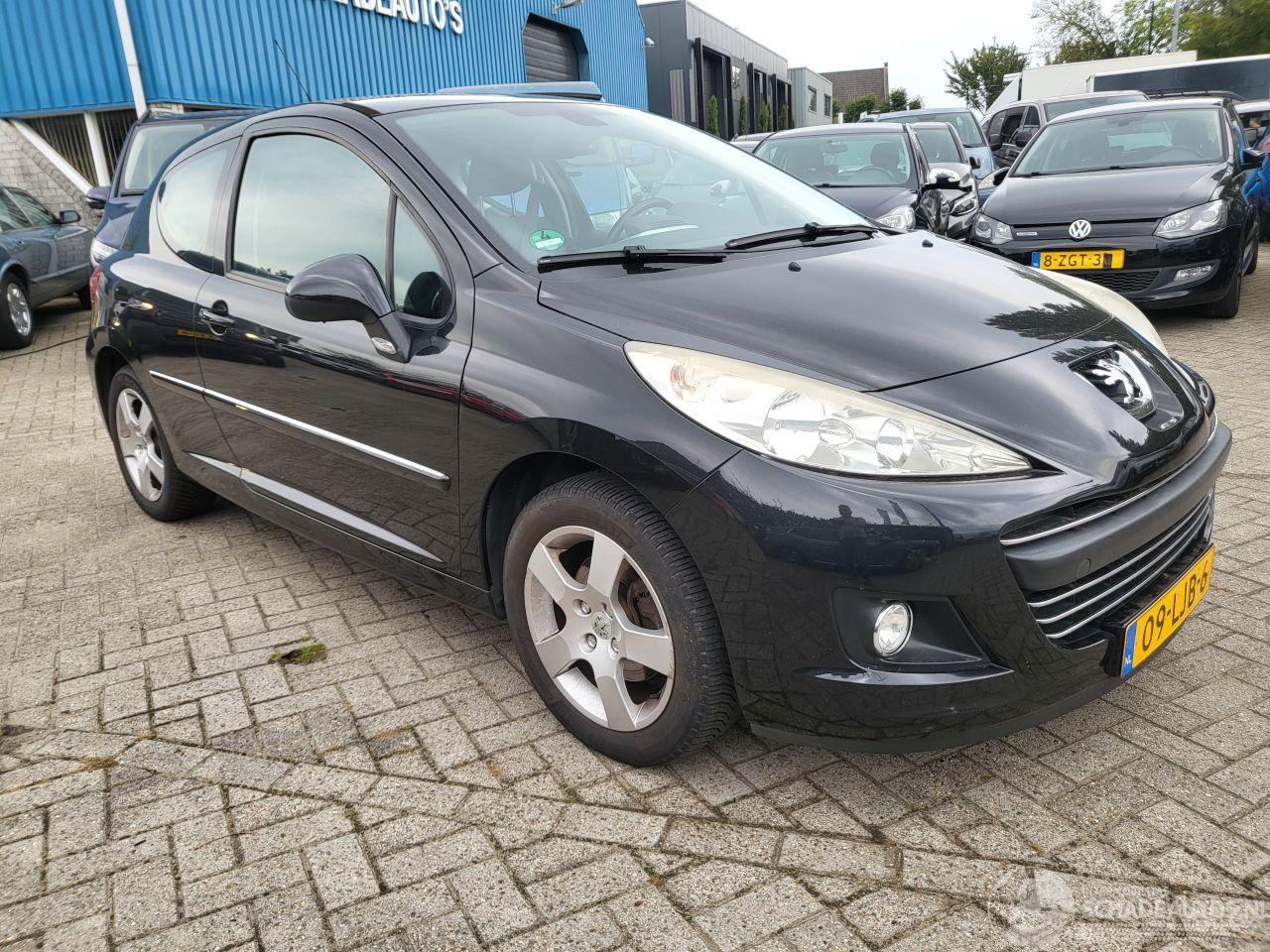 Peugeot 207 Peugeot 207 1.6 VTi Première 2e eigenaar