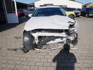 Volvo V-60  picture 2