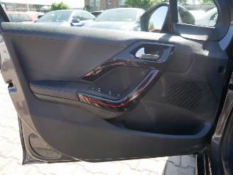 Peugeot 2008 ALLURE GT picture 12