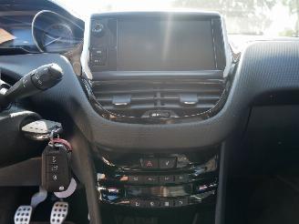 Peugeot 2008 ALLURE GT picture 11