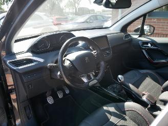 Peugeot 2008 ALLURE GT picture 8