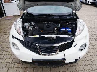 Nissan Juke TEKNA 4X4 LEER AWD picture 6