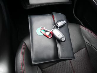 Nissan Juke TEKNA 4X4 LEER AWD picture 11