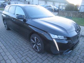 Avarii autoturisme Peugeot 308 308SW  PureTech130  ALLURE Virtual-Cockpit  Navi  Camera  Climatronic  LED...... 2022/10