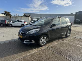 Coche accidentado Renault Scenic 1.2 Tce  Limited 2014/10