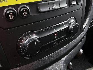 Mercedes Vito 111 picture 11