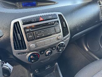 Hyundai I-20 1.2 i  63kw Airco picture 20