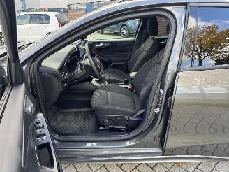 Ford Focus 1.0 EcoBoost Hybrid ST Line picture 13