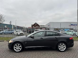 Jaguar XF 3.0 D V6 Luxury picture 2