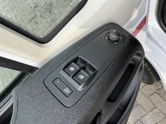 Laika  Kosmo L412DS   740 km!! picture 60