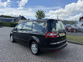 Ford Galaxy 2.0 16V 7-Persoons AIRCO picture 3