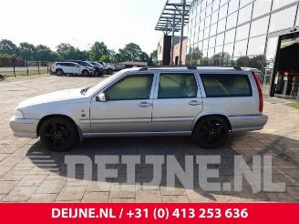 Volvo V-70 V70 (GW/LW/LZ), Combi, 1997 / 2002 2.4 20V 140 picture 4