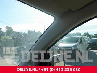 Peugeot Expert Expert (V1/VA/VB/VE/VF/VT/VY), Van, 2016 2.0 Blue HDi 120 16V picture 26