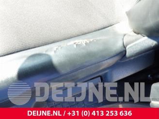 Peugeot Expert Expert (V1/VA/VB/VE/VF/VT/VY), Van, 2016 2.0 Blue HDi 120 16V picture 21