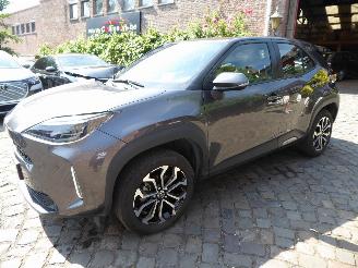 krockskadad bil auto Toyota Yaris Cross Hybrid 2022/11