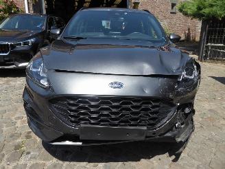 Ford Kuga Plug-In Hybrid ST-Line picture 3