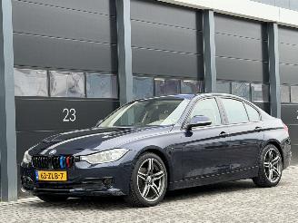 begagnad bil auto BMW 3-serie 320d Leer Navi Xenon PDC 2013/1