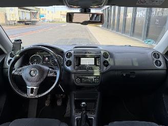 Volkswagen Tiguan 2.0 TDI Navi PDC Clima picture 7