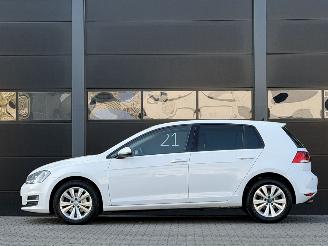 Volkswagen Golf 1.6 TDI Navi Clima Euor-6 AUTOMAAT picture 6