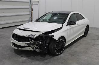 Mercedes Cla-klasse CLA 200 picture 1