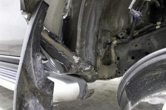 Nissan Navara  picture 23