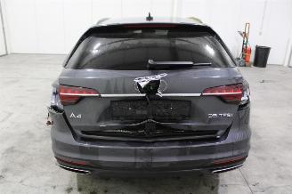 Audi A4  picture 9