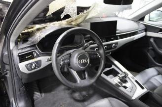 Audi A4  picture 10