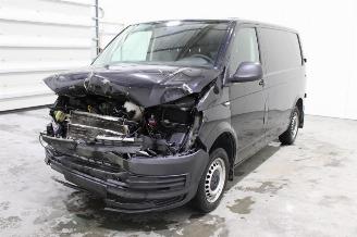 Salvage car Volkswagen Transporter T6 2019/4